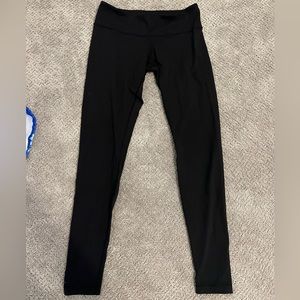 Lululemon low-rise leggings size 8